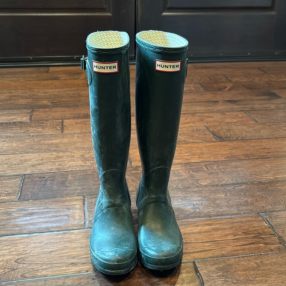 Dark green Hunter rain boots